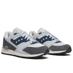 Courageous|Saucony Fashion