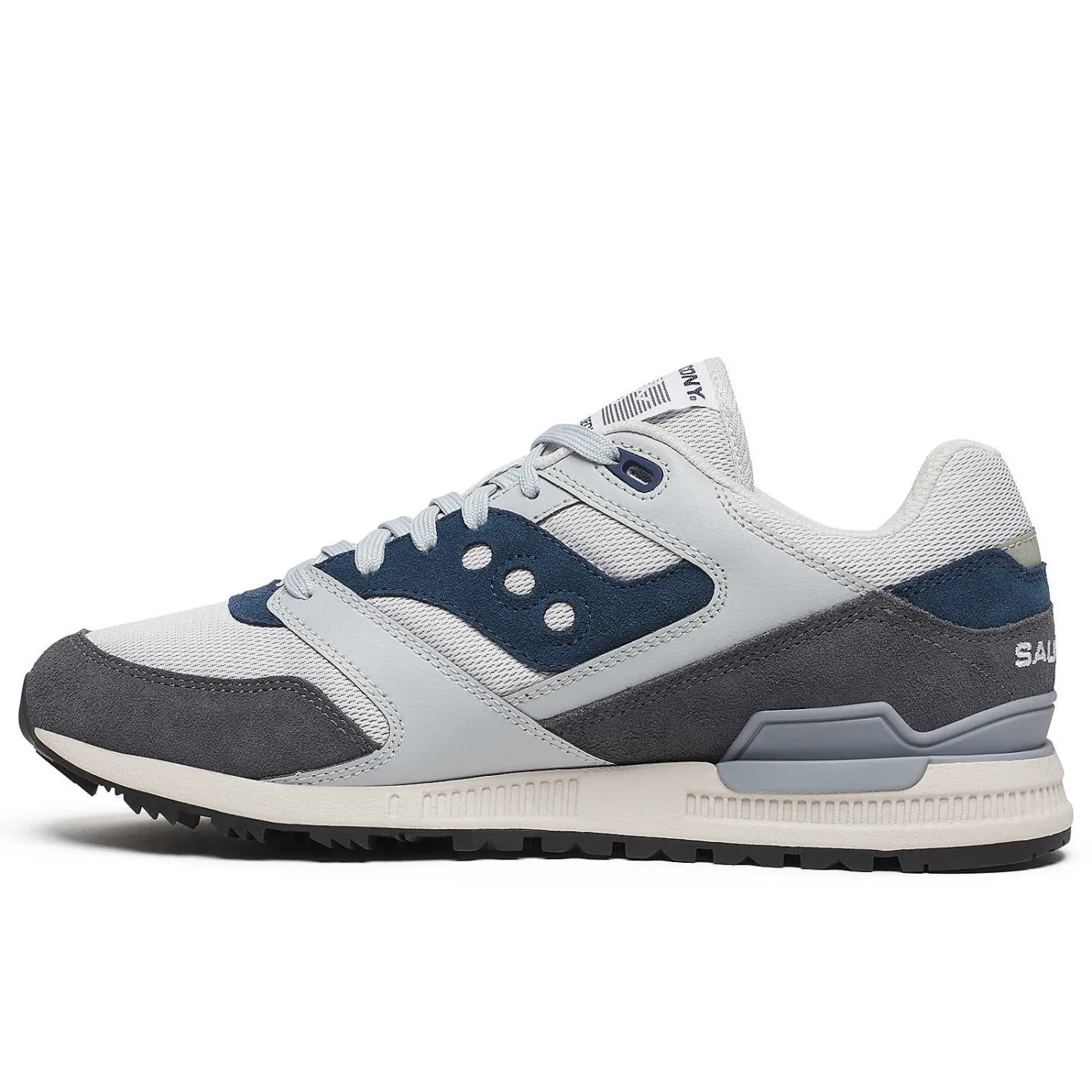 Courageous|Saucony Fashion